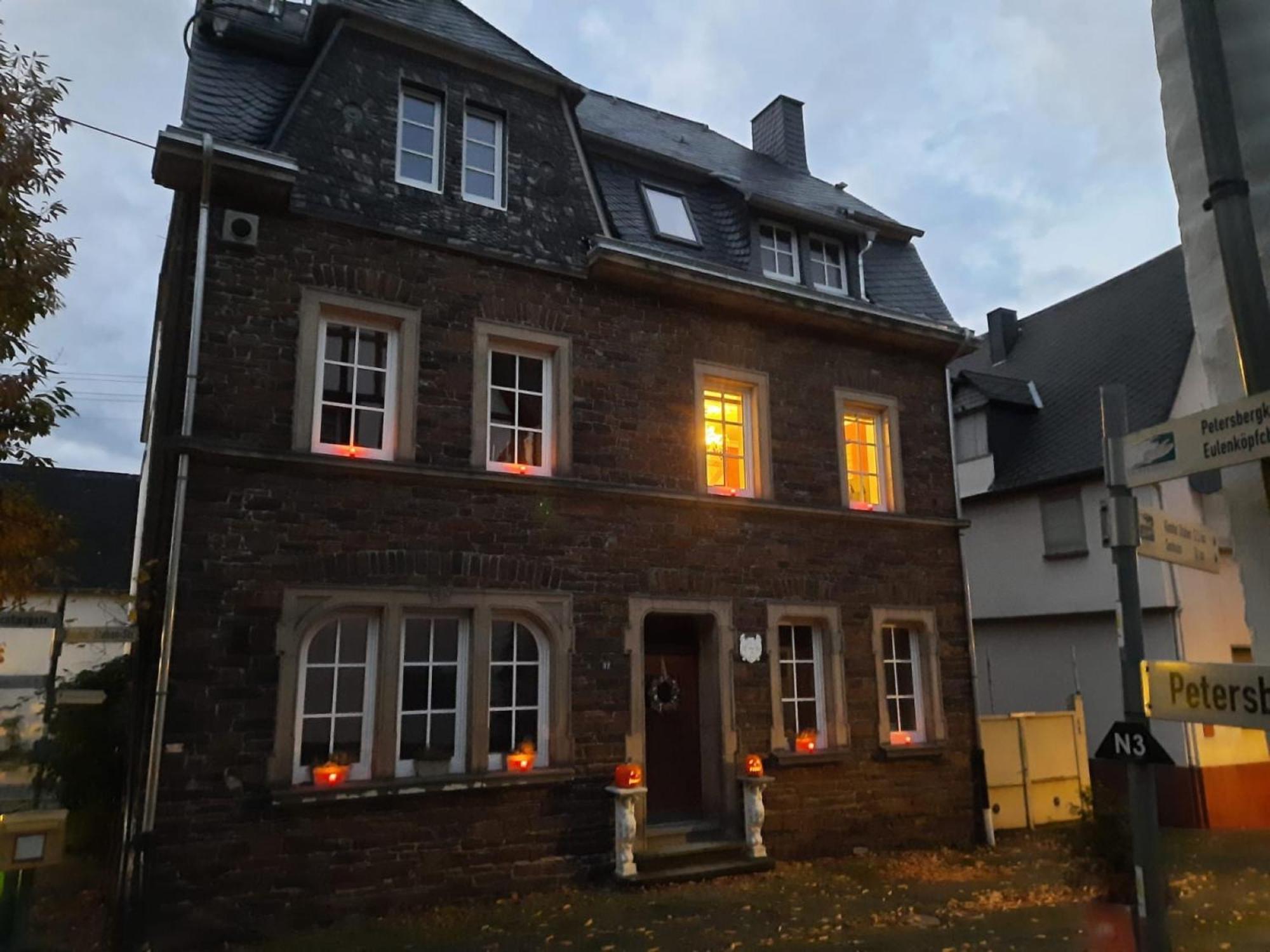 Winzerhaus Schenk Daire Neef Dış mekan fotoğraf